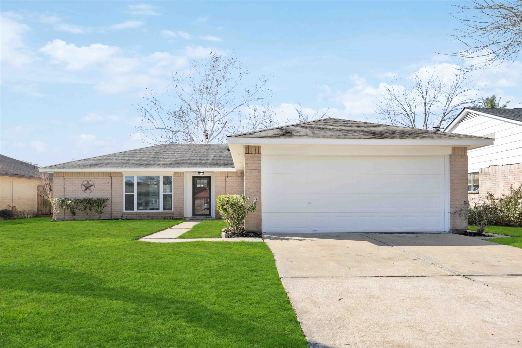 2718 Mayflower Landing Court Webster TX 77598