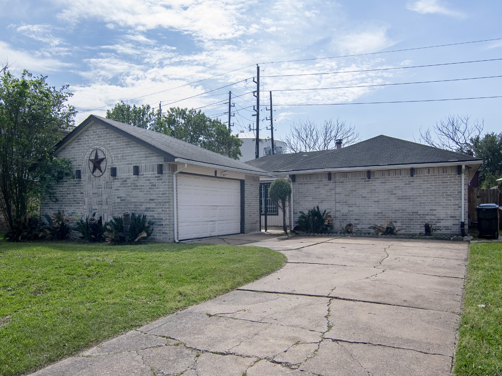 15811 Tammany Lane Houston TX 77082