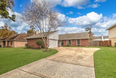 17306 Huntersglen Circle Humble TX 77396