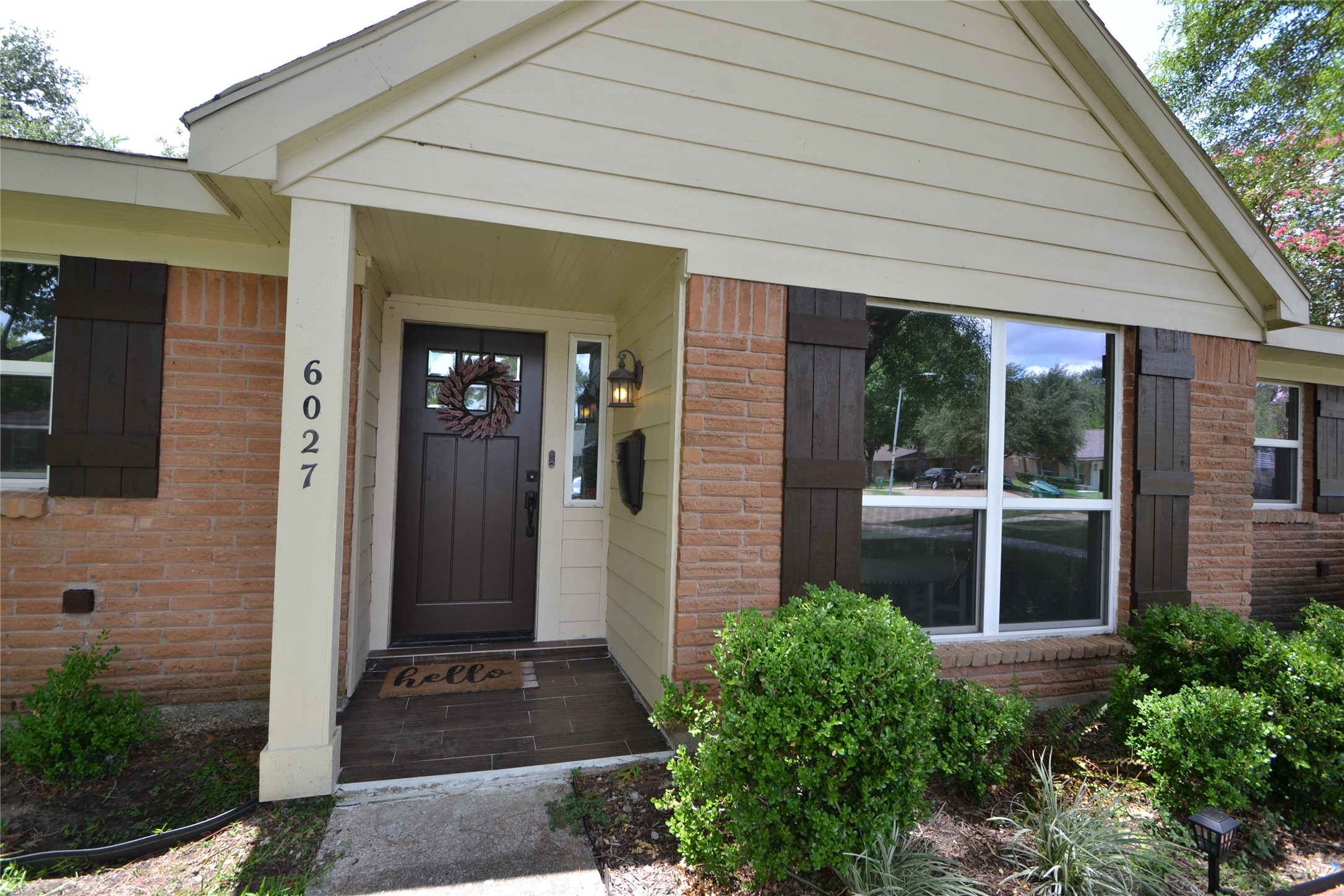 6027 Mcknight Street Houston TX 77035