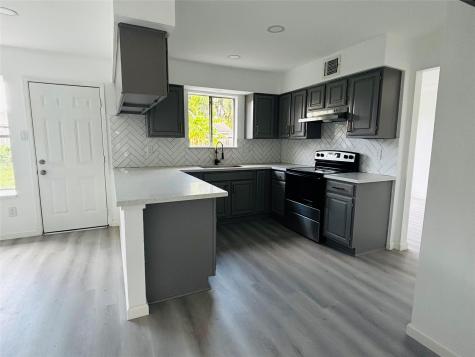 16246 Los Altos Drive Houston TX 77083