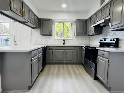 16246 Los Altos Drive Houston TX 77083