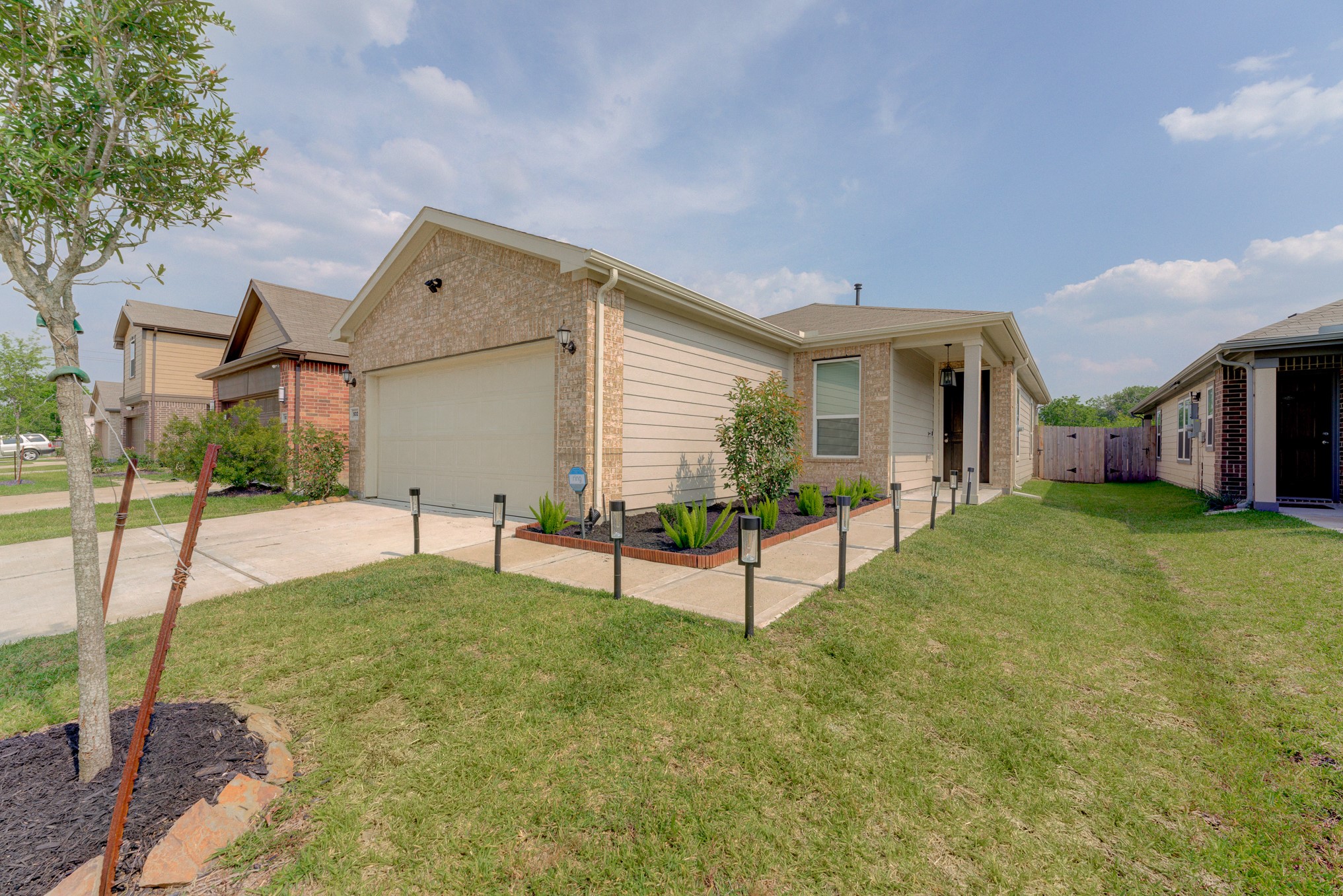 5022 Jonina Lane Houston TX 77048