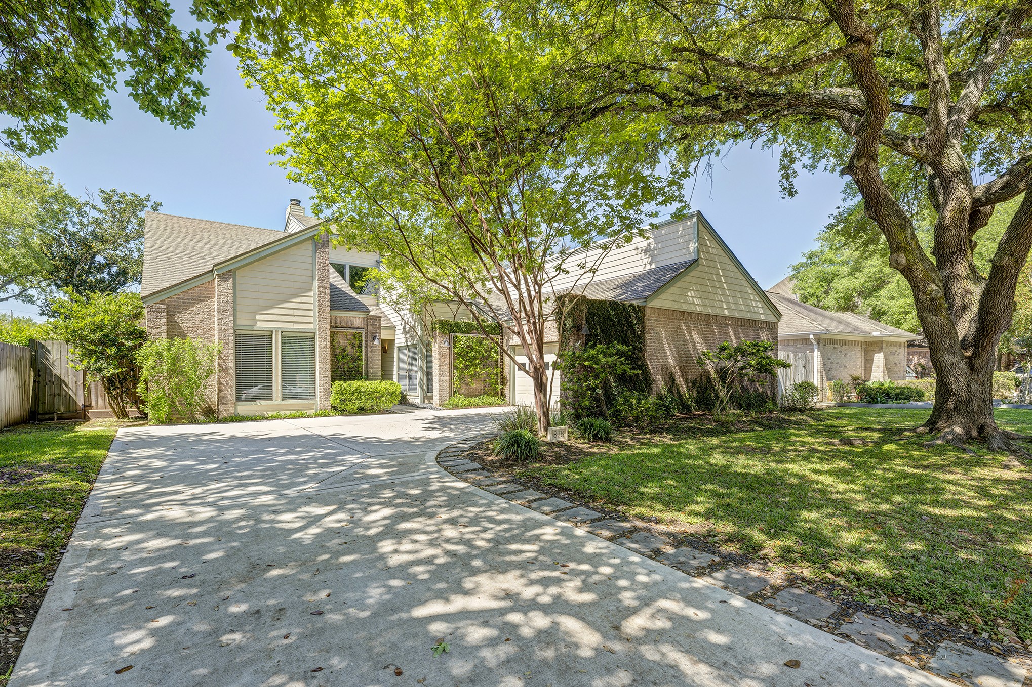 818 Sandpiper Drive Sugar Land TX 77478