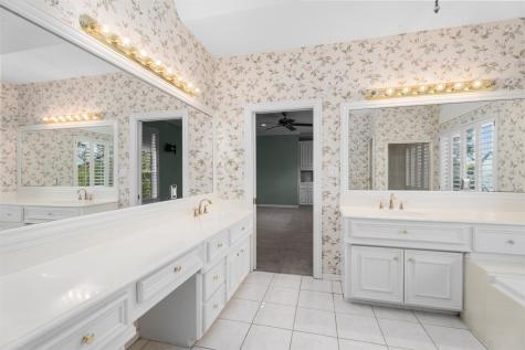14210 Reissen Lane Houston TX 77069