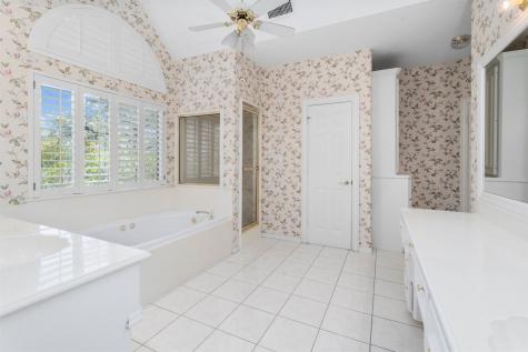 14210 Reissen Lane Houston TX 77069