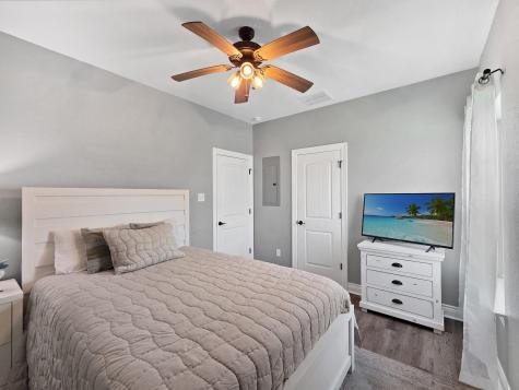979 Fisherman Drive S Crystal Beach TX 77650