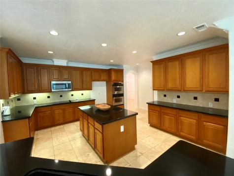 37518 Edgewater Drive Pinehurst TX 77362