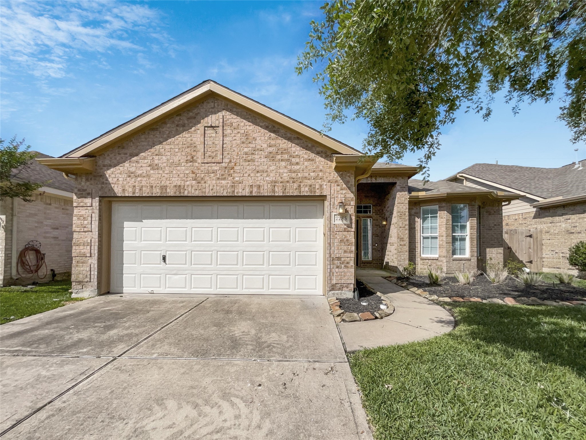 2285 Cantabria Lane League City TX 77573
