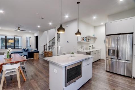 1118 Thompson Street Houston TX 77007