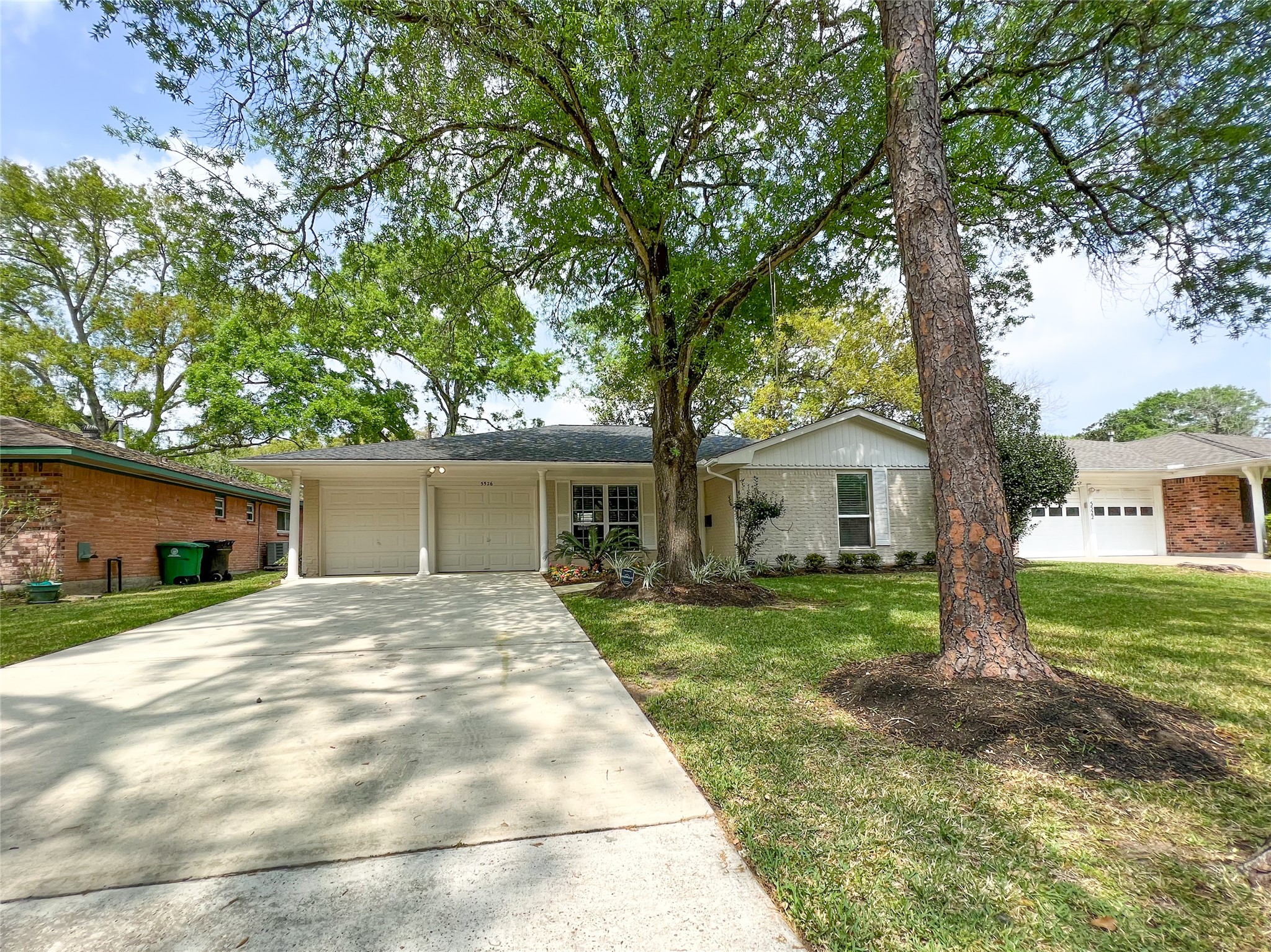 5526 Jackwood Street Houston TX 77096