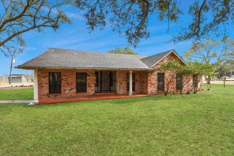 17115 County Road 831 Pearland TX 77584