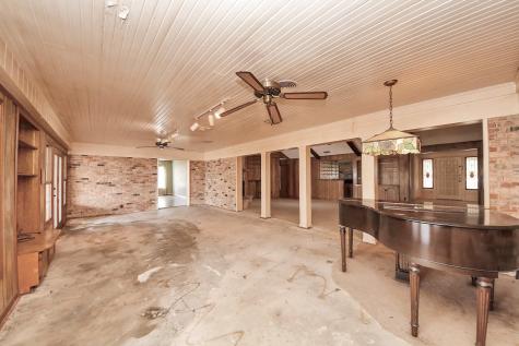 17115 County Road 831 Pearland TX 77584