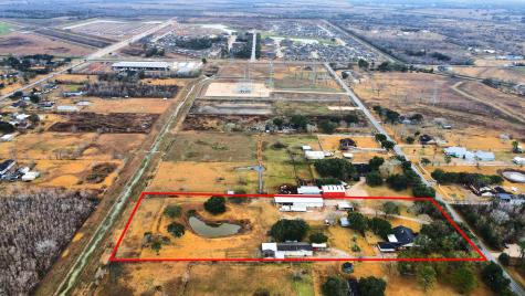 17115 County Road 831 Pearland TX 77584