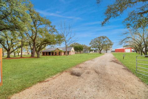 17115 County Road 831 Pearland TX 77584
