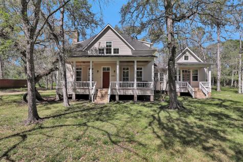 20802 Pecan Bend Road Damon TX 77430
