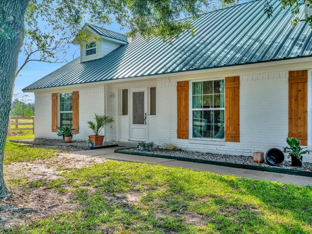591 Burkhalter Hollow Road Diboll TX 75941