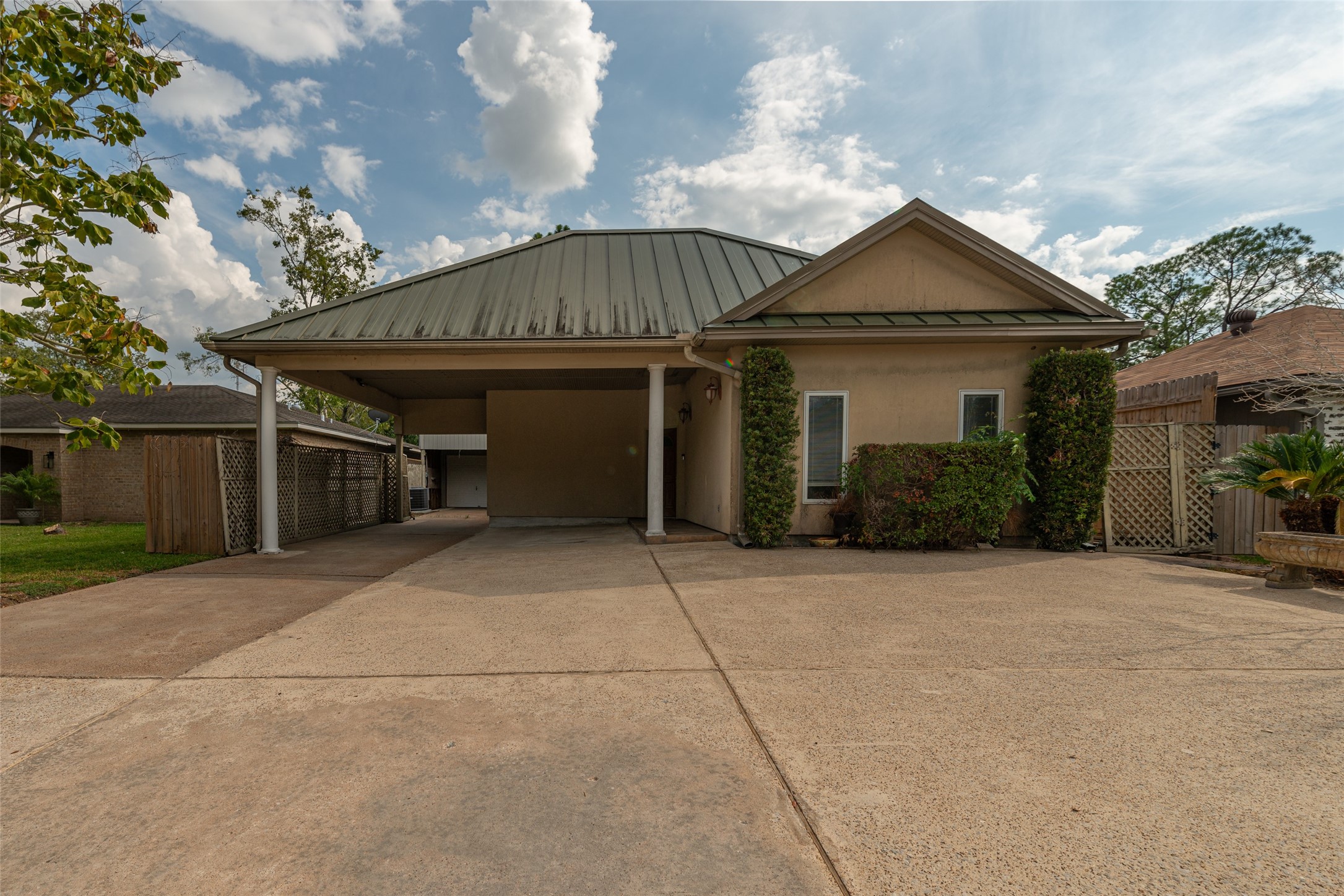 5855 Woodway Drive Beaumont TX 77707