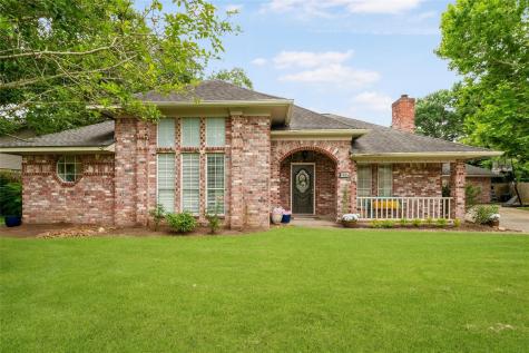 222 Any Way Street Lake Jackson TX 77566