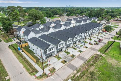 5618 Balbo Street Houston TX 77091