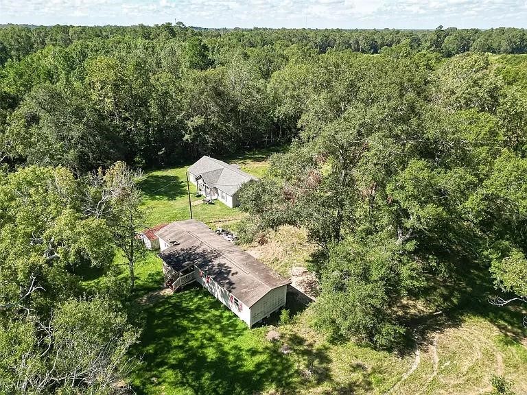 344 County Road 3310 Cleveland TX 77327