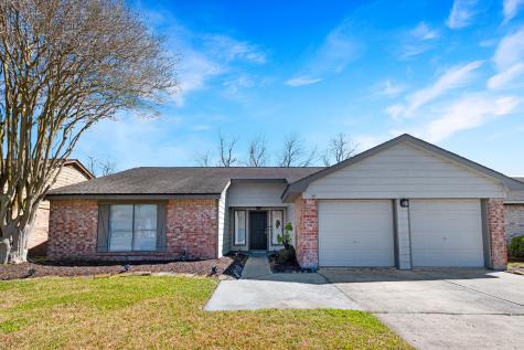 2523 Cobblers Way Friendswood TX 77546