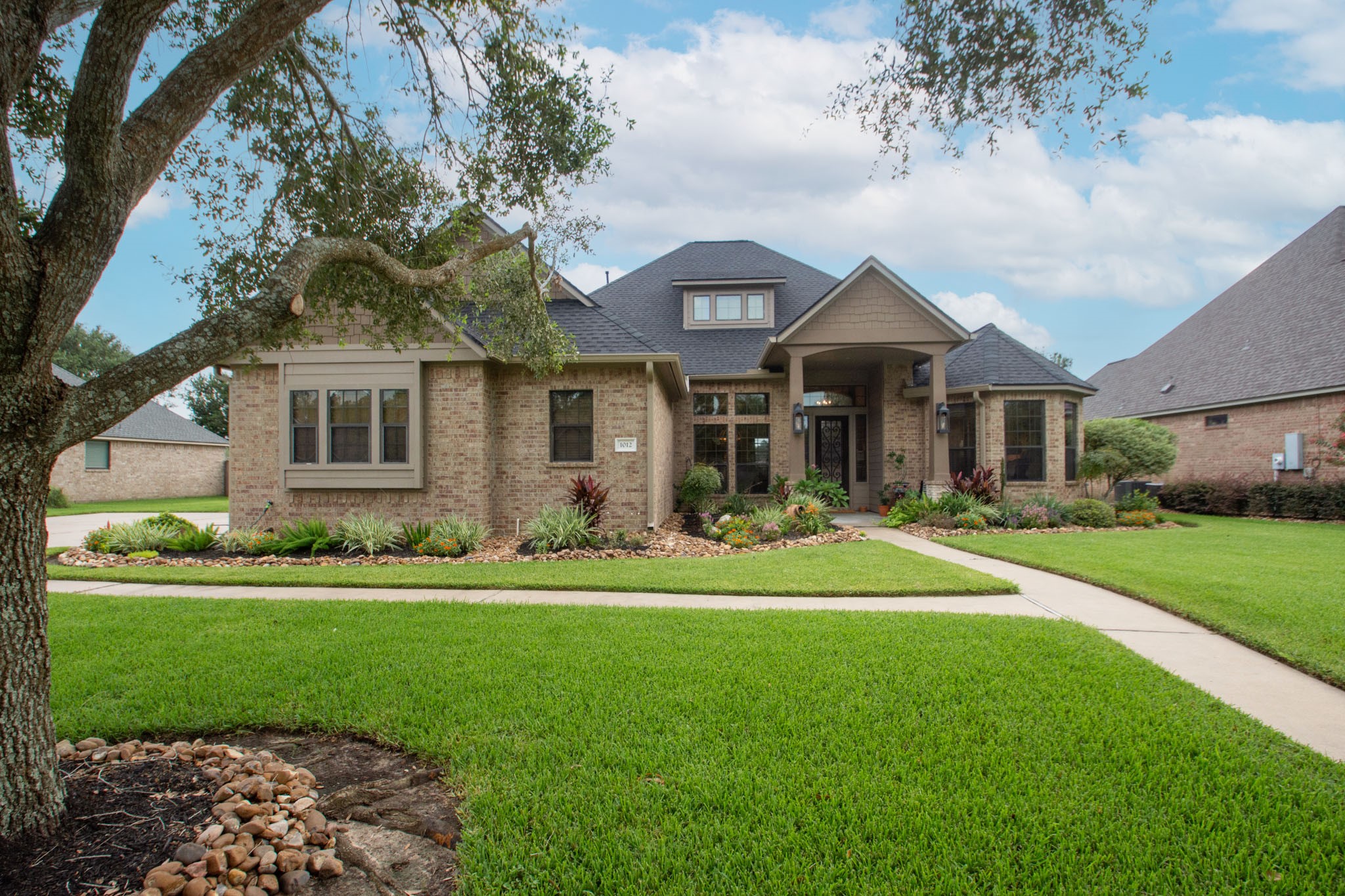 1012 Heritage Oaks Drive Angleton TX 77515