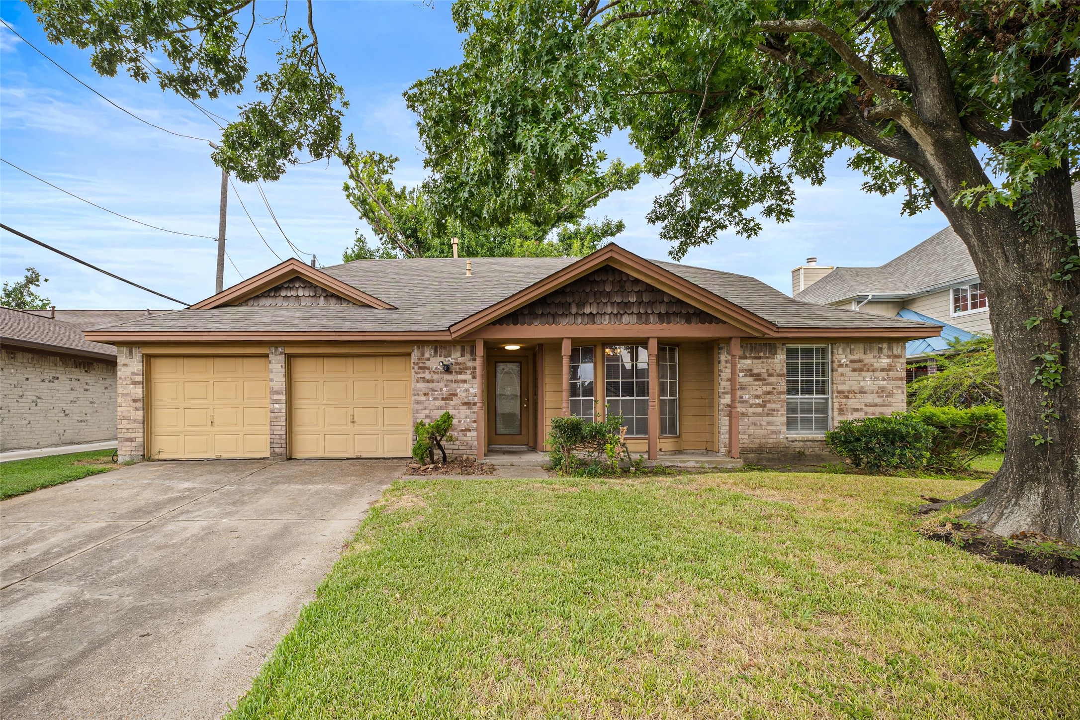 12470 Chalmette Street Houston TX 77015