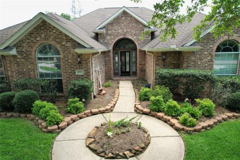 1703 Sandy Lake Drive Friendswood TX 77546