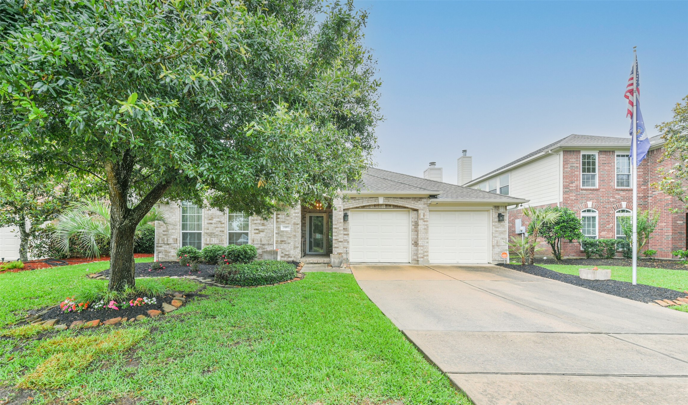 2105 Rain Lily Court Pearland TX 77581