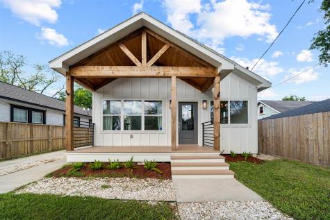 2719 Reynolds Street Houston TX 77009