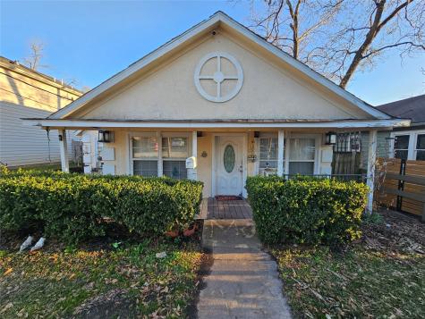 915 W Lewis Street Conroe TX 77301