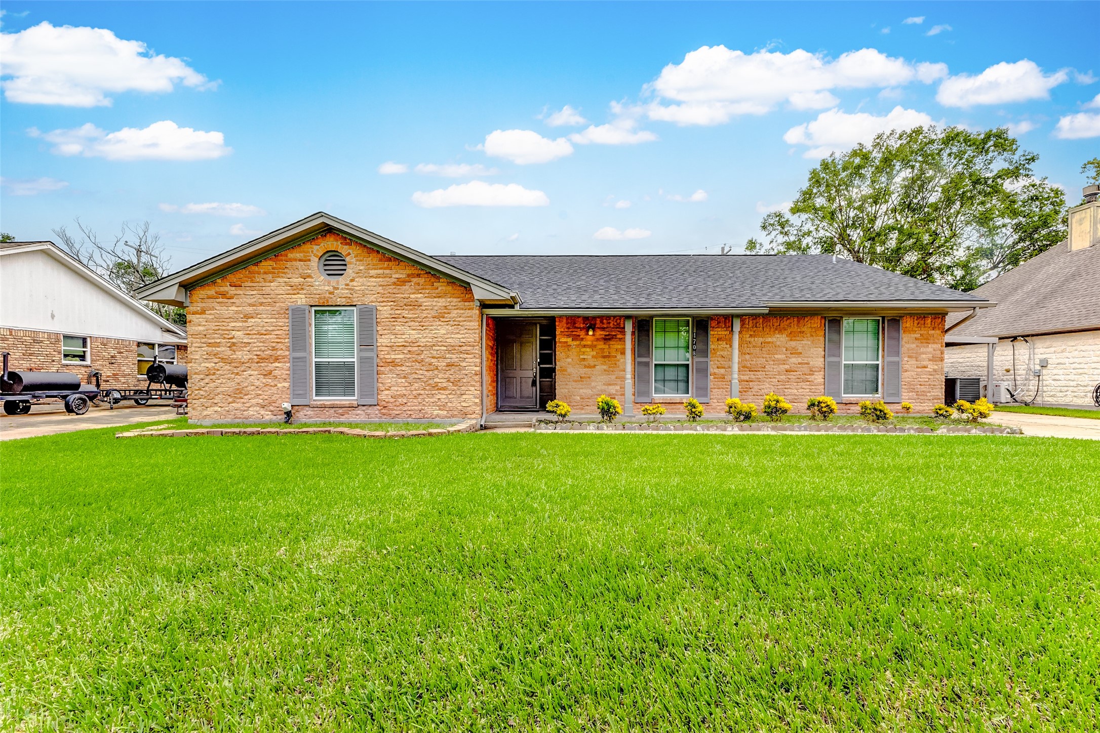 1708 Ruella Lane Pasadena TX 77502