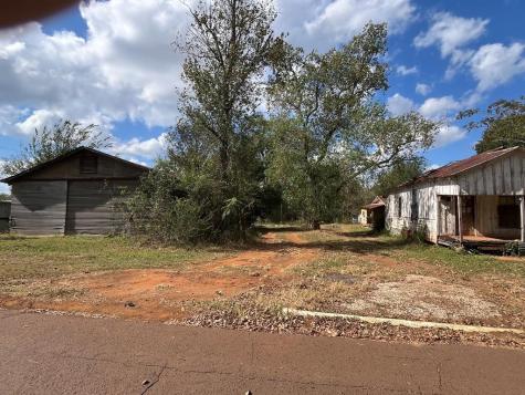 110 N Bolivar Street San Augustine TX 75972