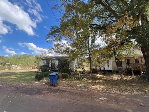 110 N Bolivar Street San Augustine TX 75972