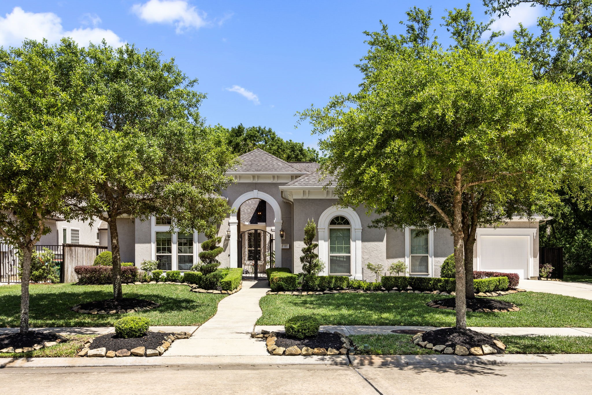 22 Aviano Circle Missouri City TX 77459