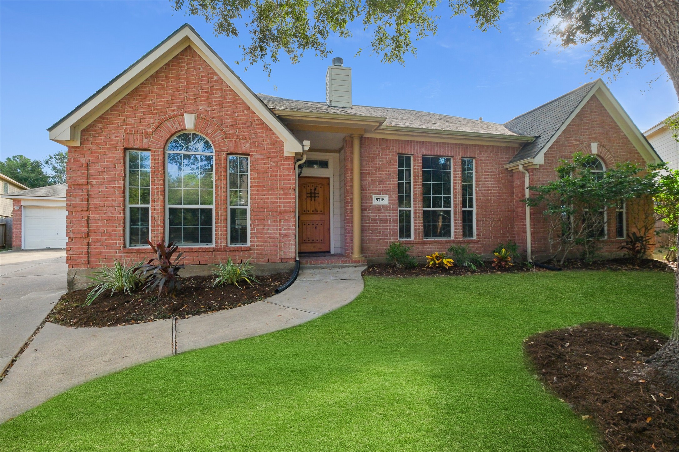 5718 Skydale Lane Richmond TX 77469