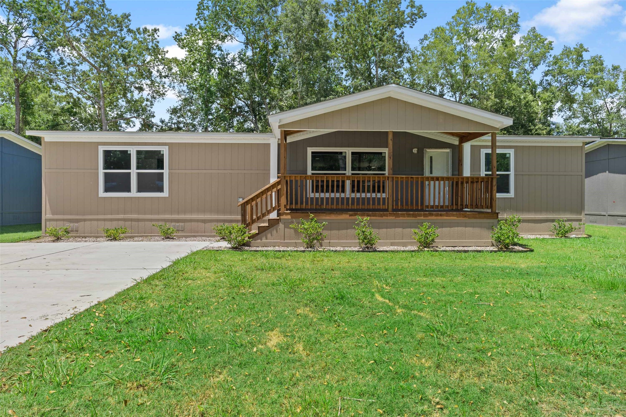 25085 Twin Oaks Drive New Caney TX 77357