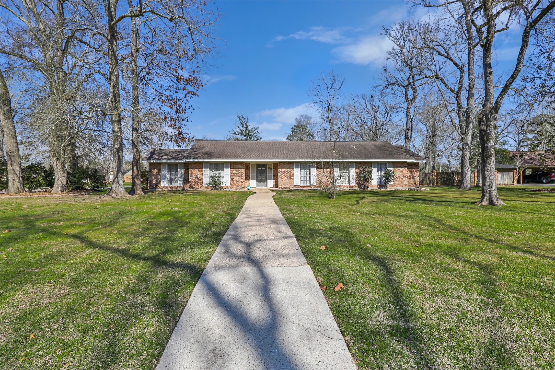 20 Sherwood Street Dayton TX 77535