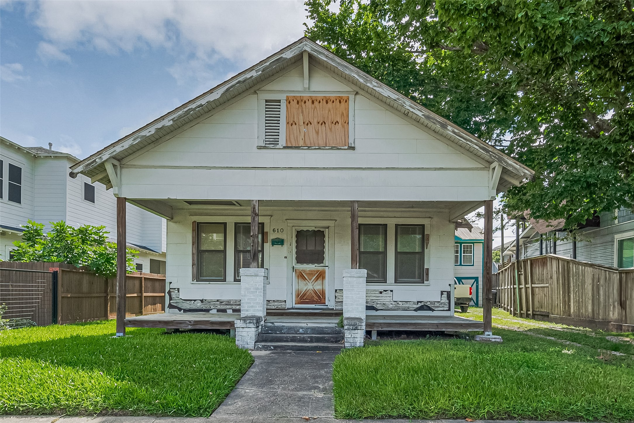 610 Cordell Street Houston TX 77009
