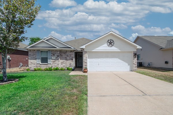 32122 Decker Oaks Drive Pinehurst TX 77362