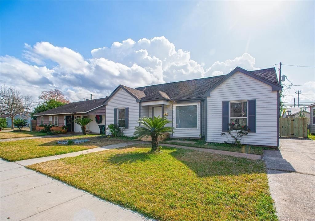 7418 Narcissus Street Houston TX 77012