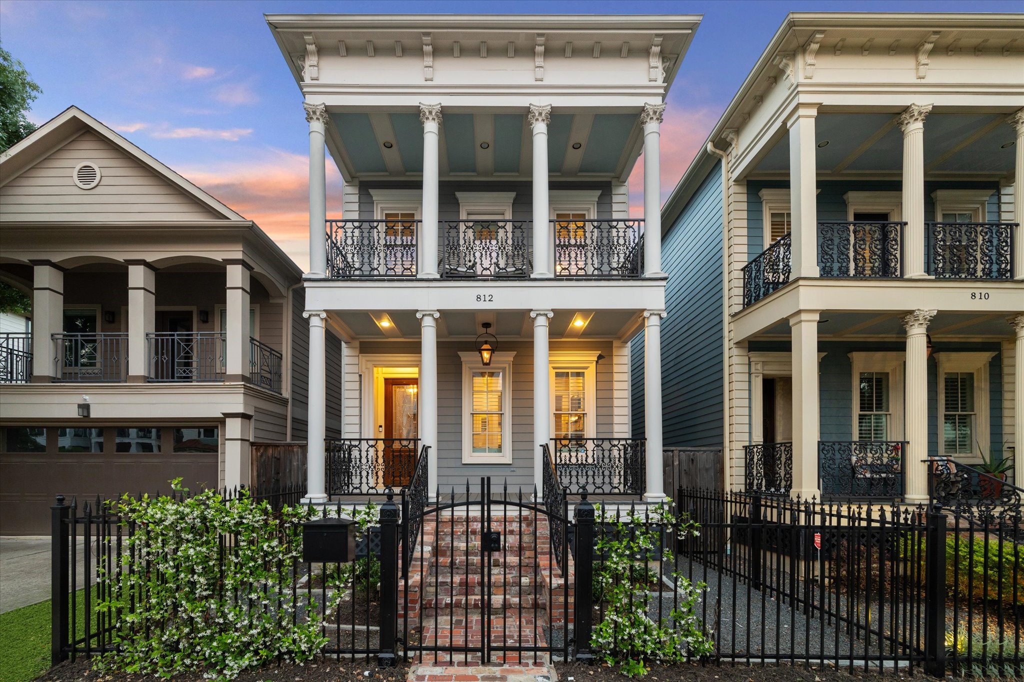 812 Nicholson Street Houston TX 77007