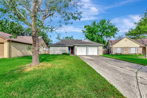 308 Foxtail Court League City TX 77573