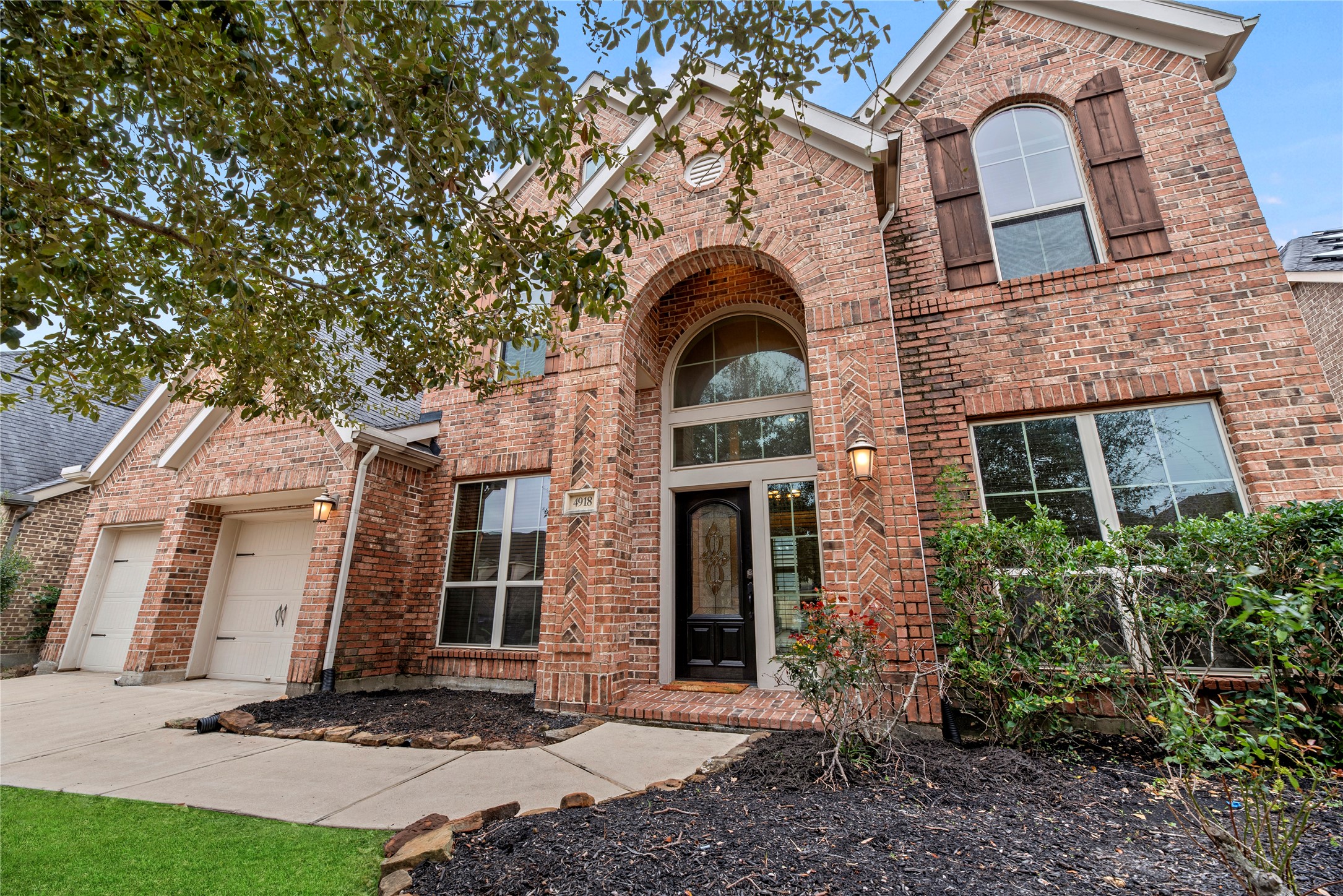 4918 Cancun Hills Court Fulshear TX 77441
