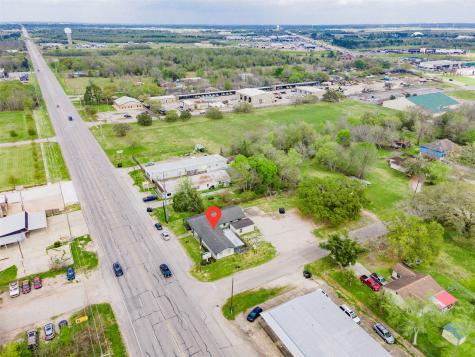 2202 N Gordon Street Alvin TX 77511