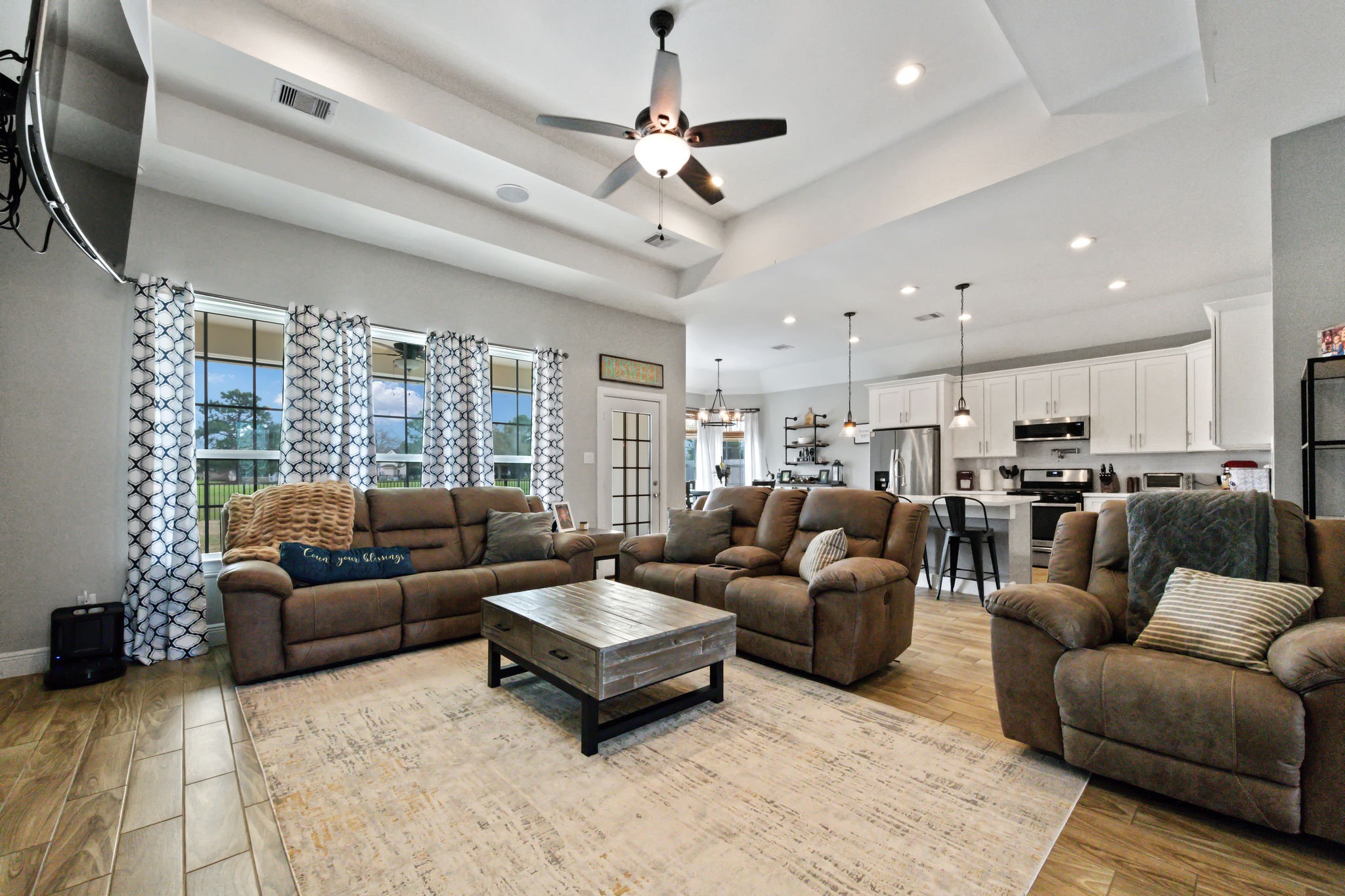 529 Green Meadows Drive West Columbia TX 77486