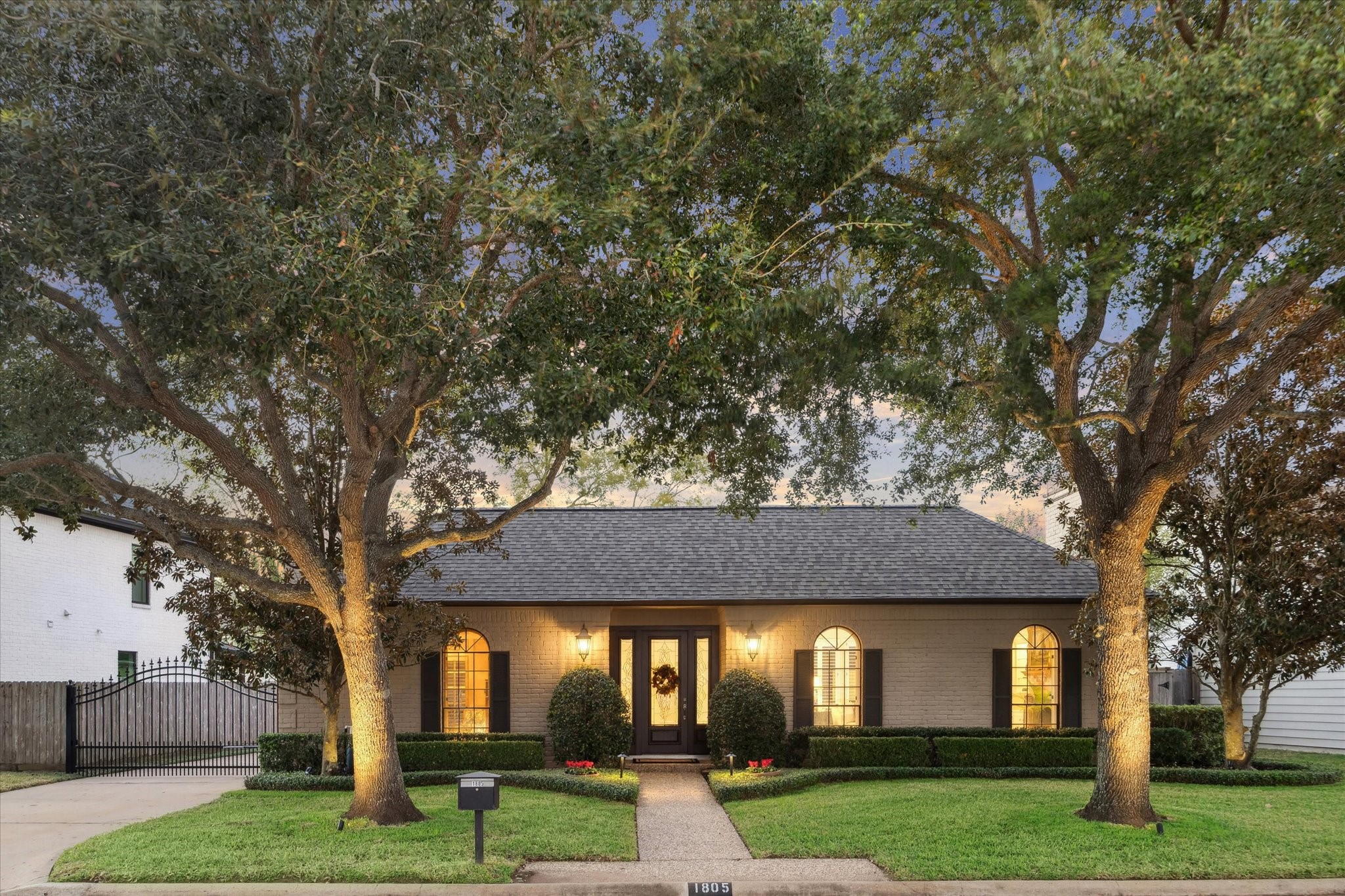 1805 Country Club Boulevard Sugar Land TX 77478