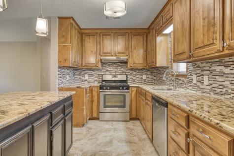 5085 Highway 75 S Madisonville TX 77864