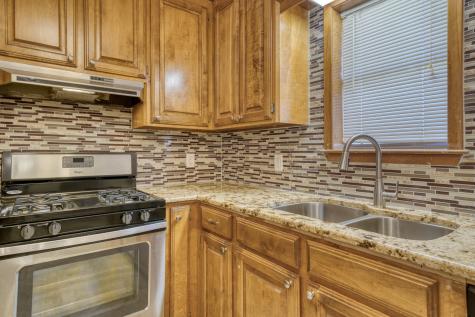 5085 Highway 75 S Madisonville TX 77864